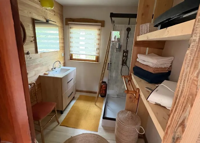 Papillon Domaine De La Mamounette Chalet